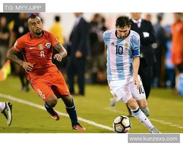 上海足球队在钻石联赛积分榜上以85分稳居第一名展现强劲实力 上海足球队在钻石联赛积分榜上以85分稳居第一名展现强劲实力