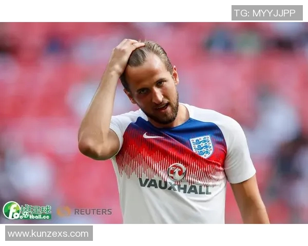 英格兰长脸足球明星盘点及其在足球历史上的影响与成就 英格兰长脸足球明星盘点及其在足球历史上的影响与成就